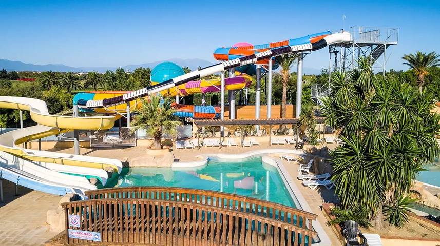 Camping pour 6 personnes, avec terrasse, animaux acceptés à Saint-Cyprien - 2