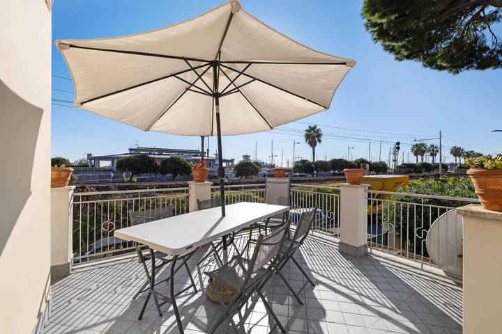 Gîte pour 4 personnes, avec balcon à Loano - 2