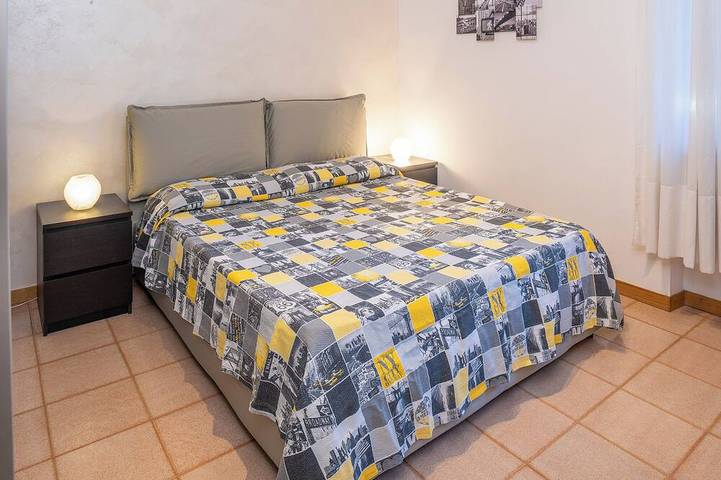 Ganze Wohnung, Casa Davide-Wohnung in Bardolino in Bardolino, Gardasee-Berge