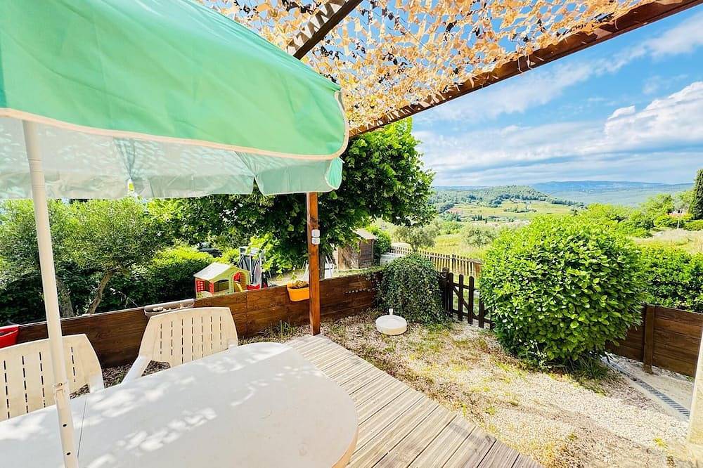 House 2/4 pers air-conditioned swimming pool ping pong near bandol in Le Beausset, Toulon region