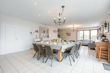 Gîte pour 12 personnes, avec jardin et vue dans Adinkerke