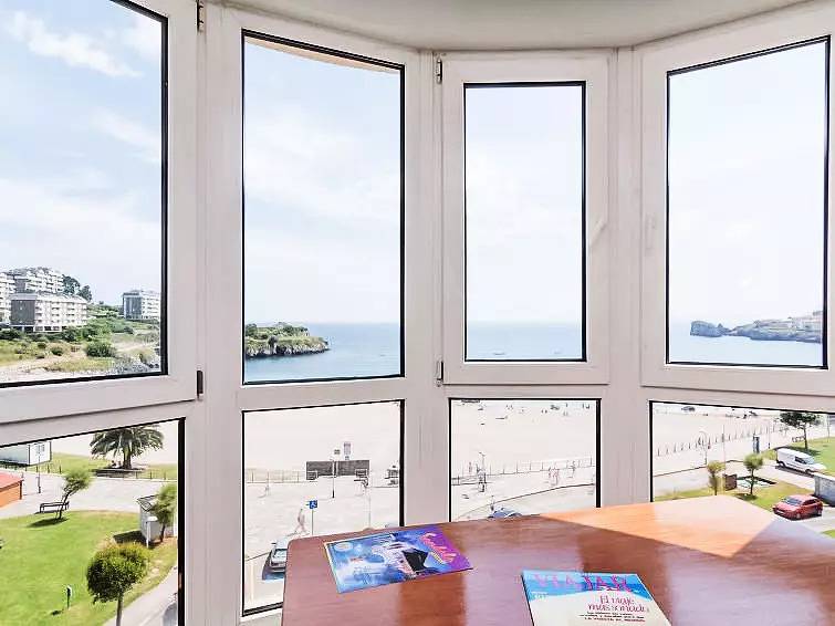 Entire apartment, 3 Pièces 4 Personnes in Castro-Urdiales, Cantabrian Coast