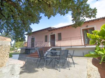 Casa Vacanza per 8 Persone in Provincia di Viterbo, Lazio, Foto 1