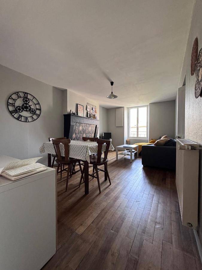 Maison de vacances pour 4 personnes, avec Terrasse ainsi que Jardin et Vue à Chauvigny