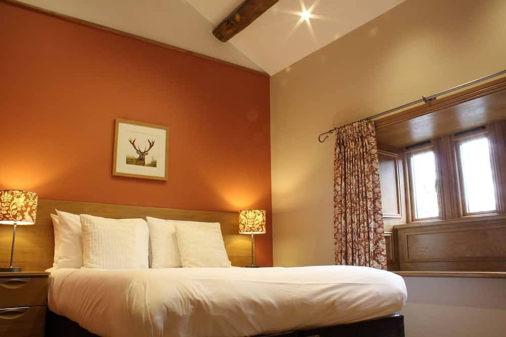 Unsliven Bridge Farm - sleeps 15 guests  in 7 bedrooms in Stocksbridge, Sheffield