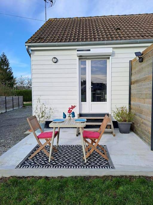 Location de vacances pour 2 personnes, avec Terrasse et Jardin à Bréhal - 3