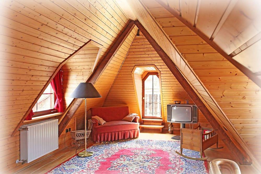 Entire apartment, Romantic holiday apartment in the Oid Town of Meersburg in Meersburg, Obersee (Bodensee)