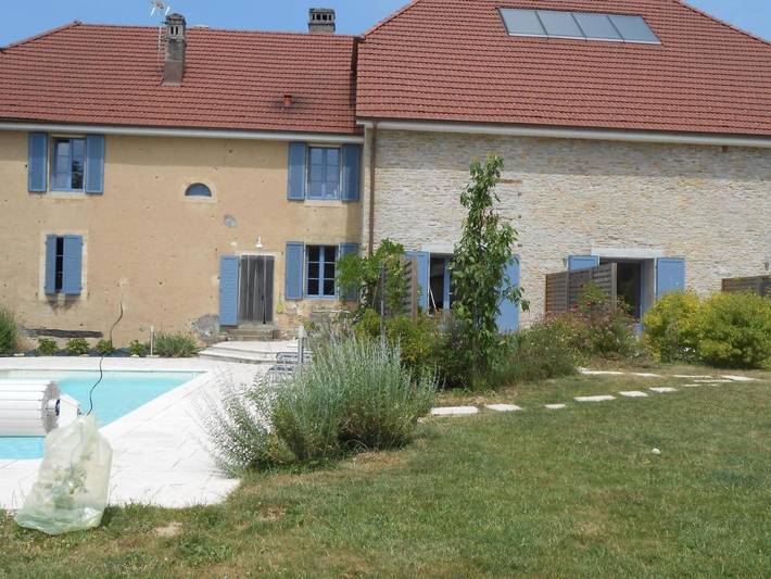 Chambre d’hôte pour 2 personnes, avec Terrasse ainsi que Jardin et Piscine à Saint-Sulpice (Haute-Saône)