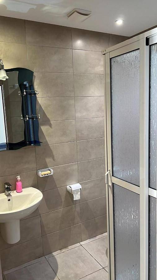 Gîte pour 6 personnes, avec jacuzzi ainsi que jardin et piscine dans Martil - 2