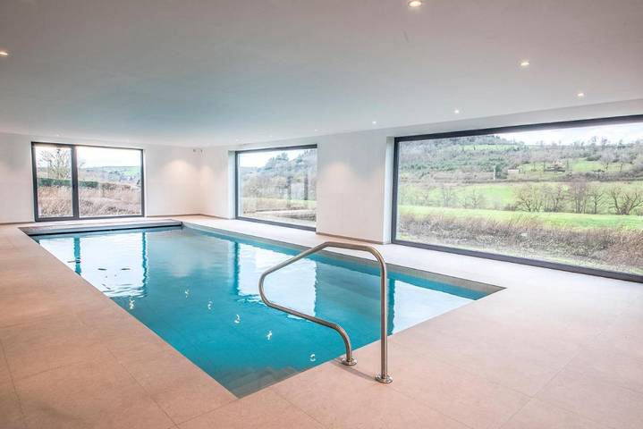 Gîte pour 7 personnes, avec jacuzzi et piscine dans Forrières - 2