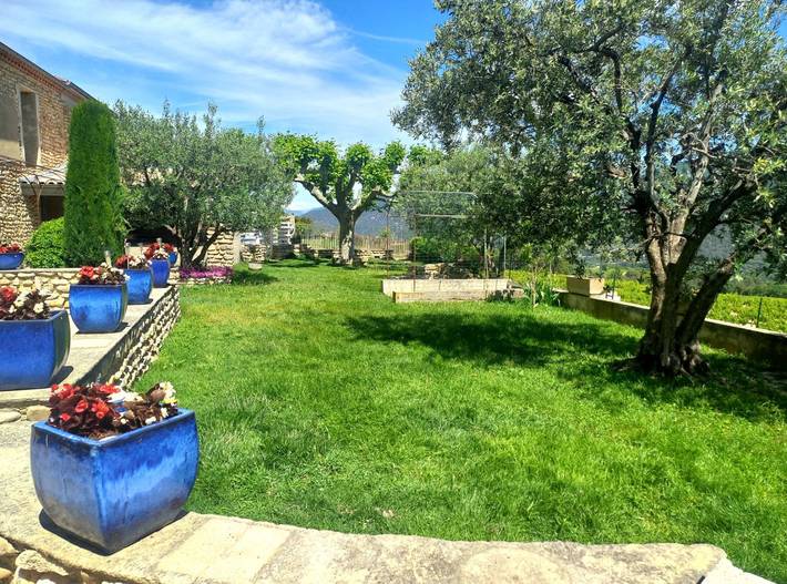 Gîte pour 3 personnes, avec jardin et terrasse dans Drôme provençale - 2