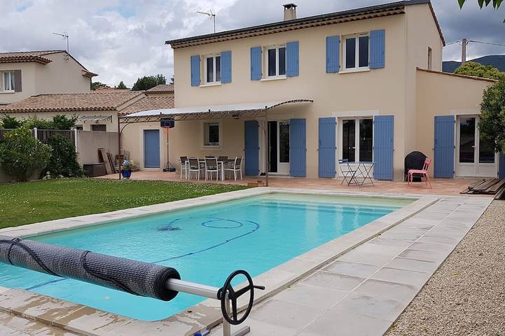 Location de vacances pour 4 personnes, avec jardin à Cabrières-d'Aigues - 4