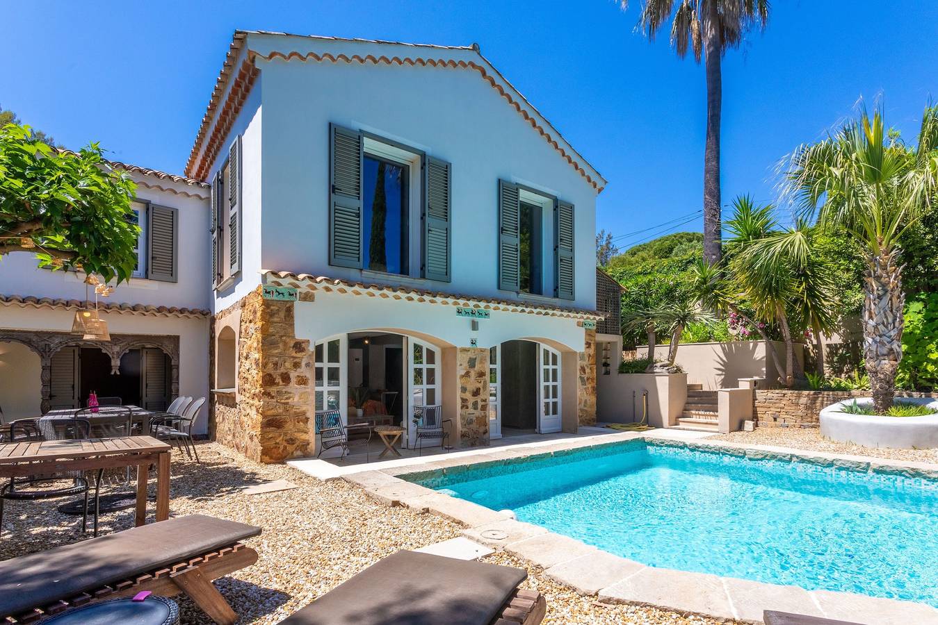 « Villa Strelitzia » frente al mar con piscina privada in Sainte-Maxime, Costa mediterránea (Francia)