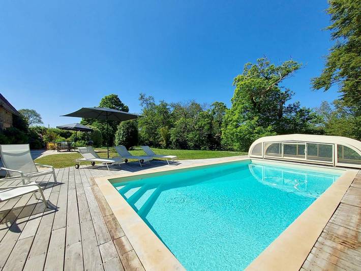 Gîte pour 7 personnes, avec jardin et piscine, animaux acceptés
