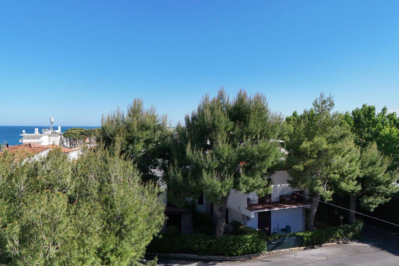 Entire apartment, M080 - Marcelli, three-room apartment with garden at Residence Mareverde in Marcelli, Riviera del Conero