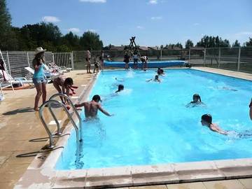 Camping pour 4 Personnes dans Chaillé-les-Marais, Fontenay-le-Comte, Photo 4