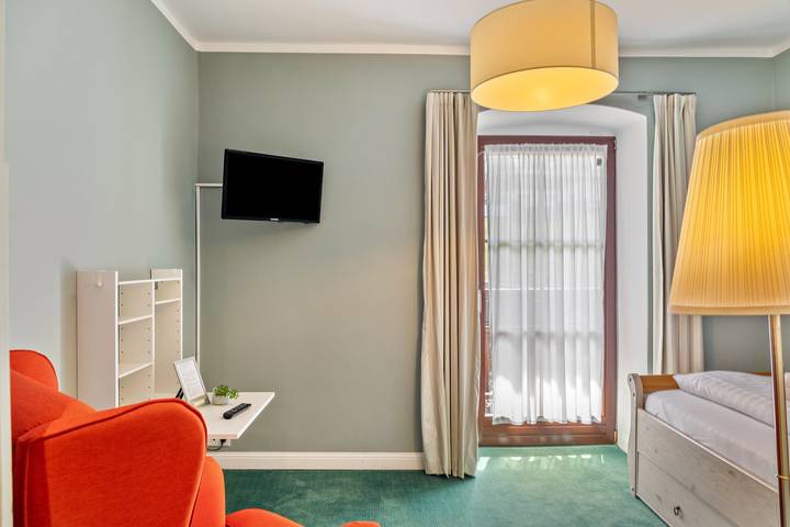 Ferienwohnung, mit Balkon und Garten in Österreich - 2