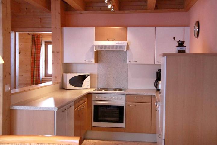 Ferienpark für 7 Personen, mit Ausblick und Sauna sowie Garten in Tirol - 3