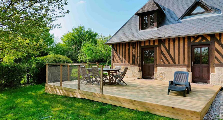 Gîte pour 5 personnes, avec terrasse et jardin