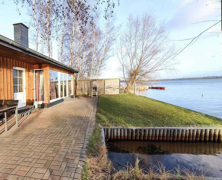 Camping für 4 Personen, mit Seeblick und Terrasse in Sachsen-Anhalt - 4