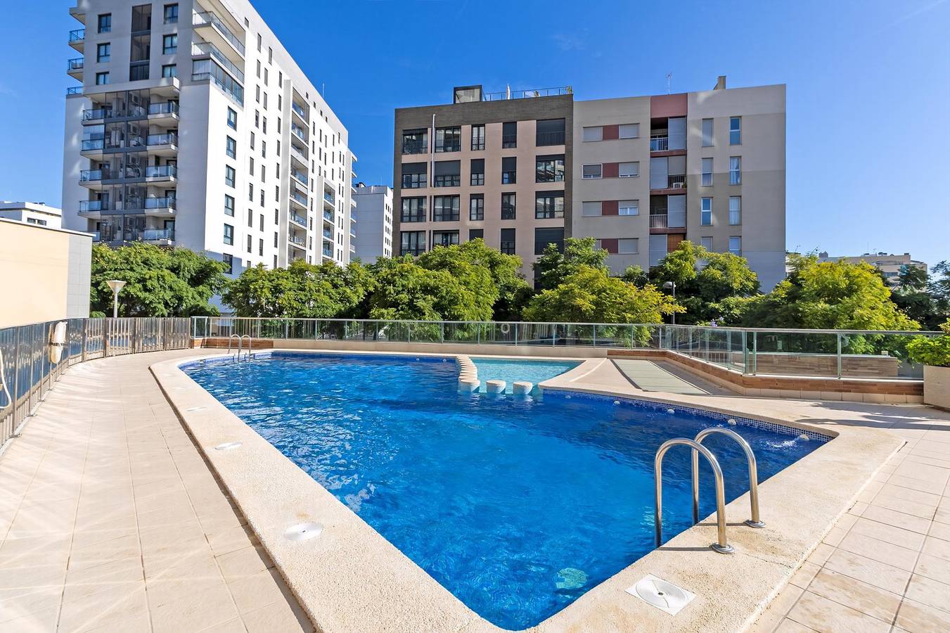Entire apartment, Guestready – Modern Flat with Terrace in Valencia in Valencia, Costa de Valencia
