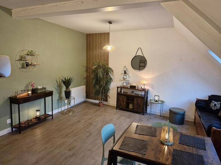 Gîte pour 4 personnes, avec jardin dans Trilbardou