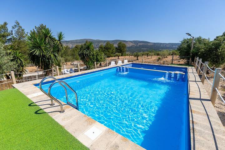 Chalet para 10 personas, con Jardín y Piscina