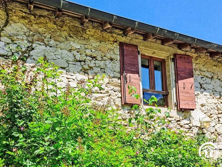 Appartement de vacances pour 3 personnes, avec Terrasse ainsi que Jardin et Vue
