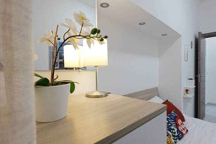 Ganze Wohnung, Apartment im Herzen des spanischen Viertels, neben der Via Toledo. in Neapel, Neapel Provinz