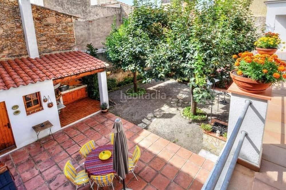 Wonderful 3-bedroom house with garden and Bbq,  in Sant Feliu de Guíxols in Sant Feliu de Guíxols, Costa Brava