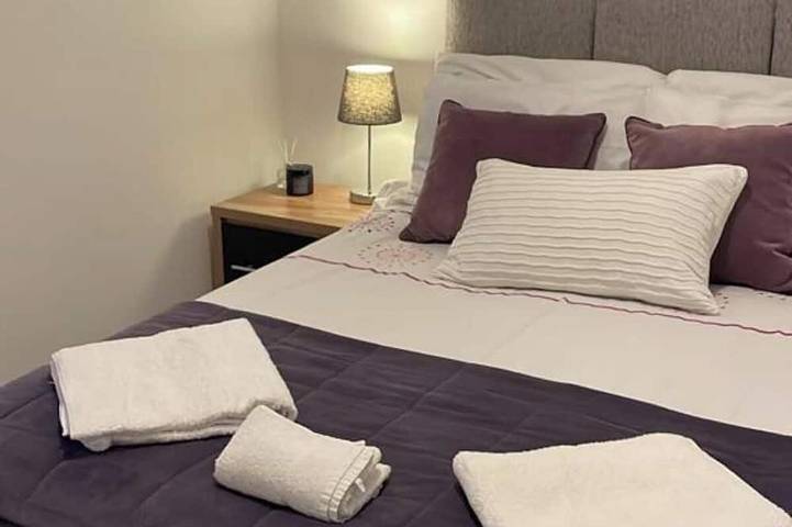 Ganze Wohnung, Spacious 2-bed Queens by Citygo in Belfast, Grafschaft Antrim