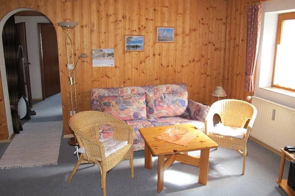 Ganze Wohnung, 50qm große Ferienwohnung für 2 bis 4 Personen mit Wohnraum und Schlafzimmer in Haidmühle, Ostbayern
