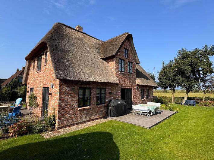 Ferienhaus für 6 Personen, mit Sauna und Terrasse sowie Garten