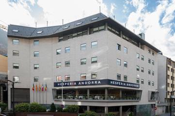 Hôtel pour 2 personnes, avec terrasse ainsi que jacuzzi et sauna dans Escaldes-Engordany
