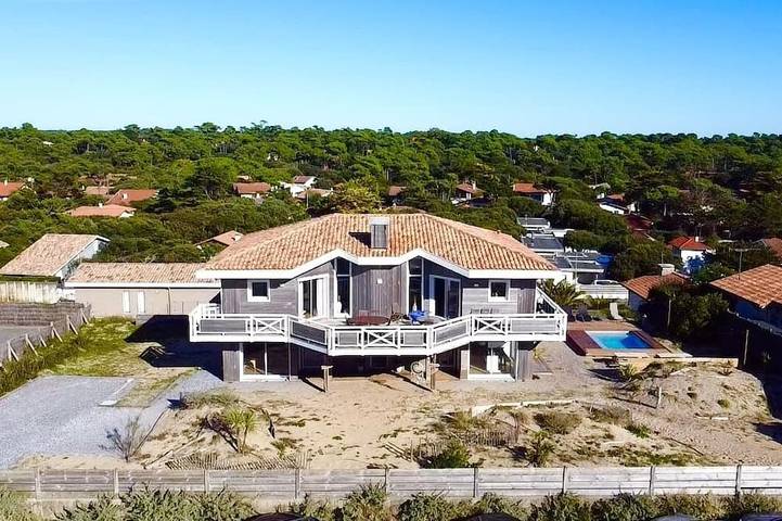 Ferienhaus für 10 Personen, mit Whirlpool und Garten sowie Pool, mit Haustier in Hossegor