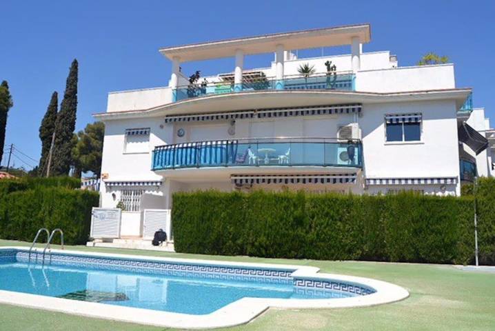 Appartement de vacances pour 5 personnes, avec piscine et balcon, animaux acceptés - 1