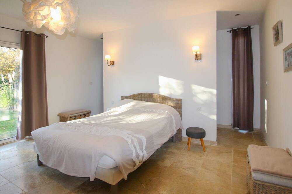 Awesome home in Grignan with private swimming pool, can be inside or outside in Grignan, Nyons region