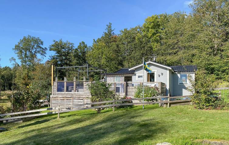Ferienhaus für 6 Personen, mit Whirlpool und Garten sowie Terrasse - 1
