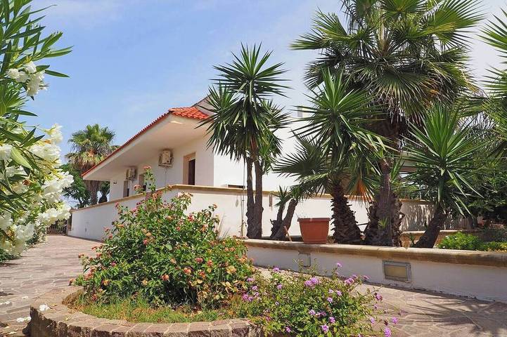 Villa per 8 persone, con giardino in Torre Suda