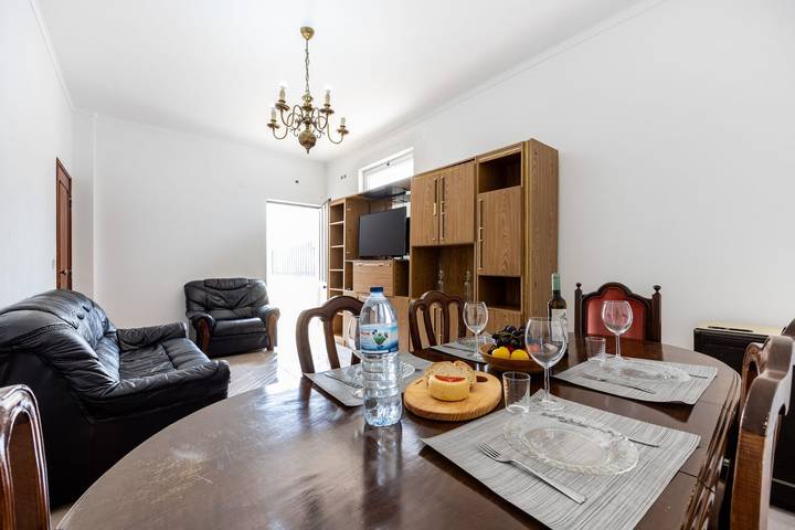 Apartamento de férias para 6 pessoas, com varanda, adaptado a crianças em Altura