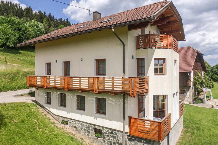 Ferienwohnung für 6 Personen, mit Balkon am Wörthersee