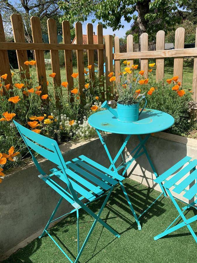 Gîte pour 2 personnes, avec terrasse et vue à Le Perray-en-Yvelines