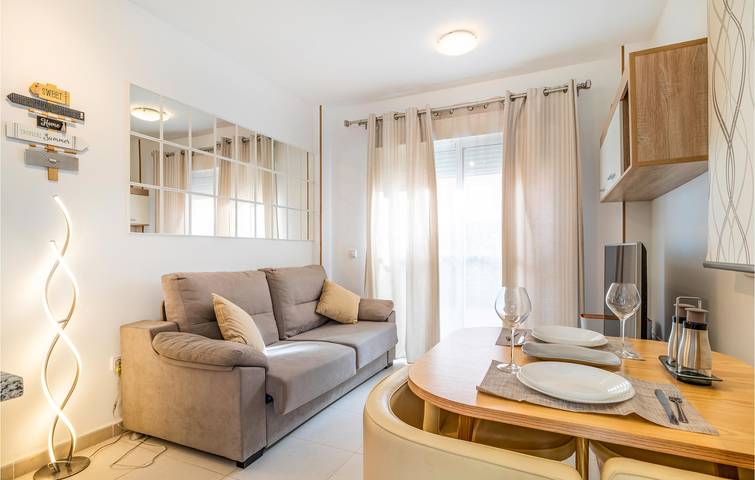 Gîte pour 4 personnes, avec piscine et terrasse à Vera - 3