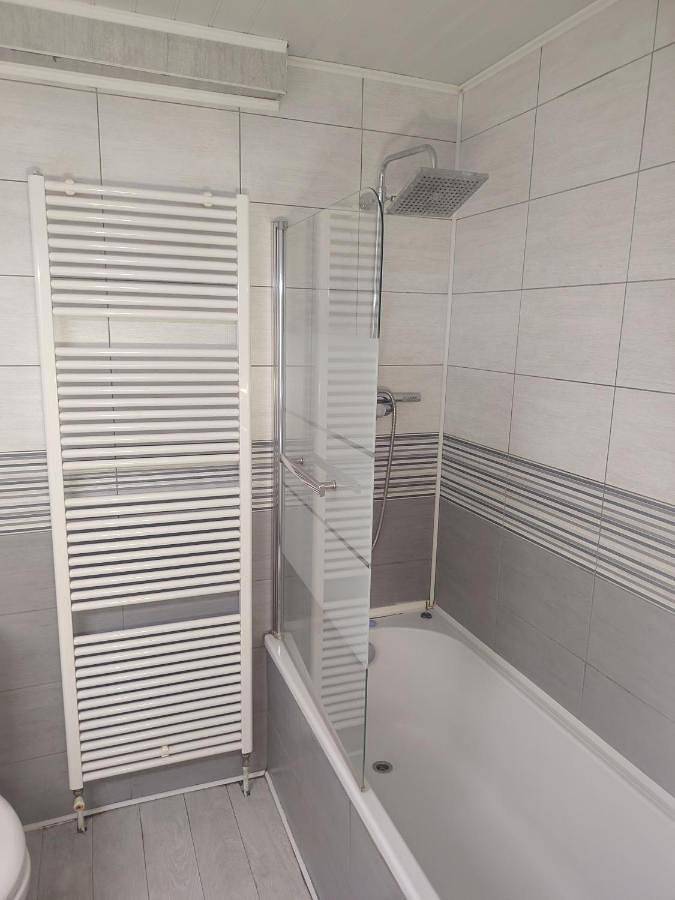 Appartement de vacances pour 3 personnes, avec vue et jardin