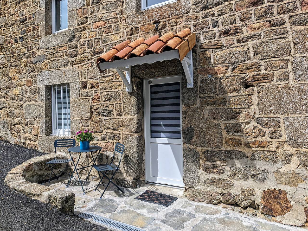 Ancienne ferme rénovée avec jardin privé, poêle à bois et terrasse in Saint-Préjet-d'Allier, Haute-Loire