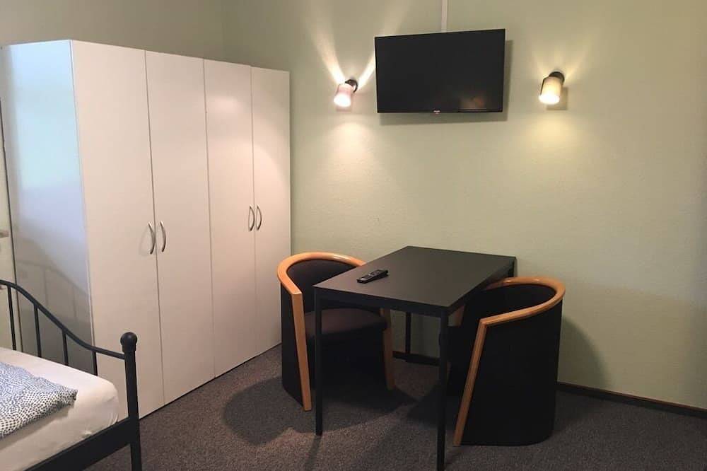 Ganze Wohnung, Ferienwohnung für bis zu 7 Personen in Ritterhude, Niedersachsen