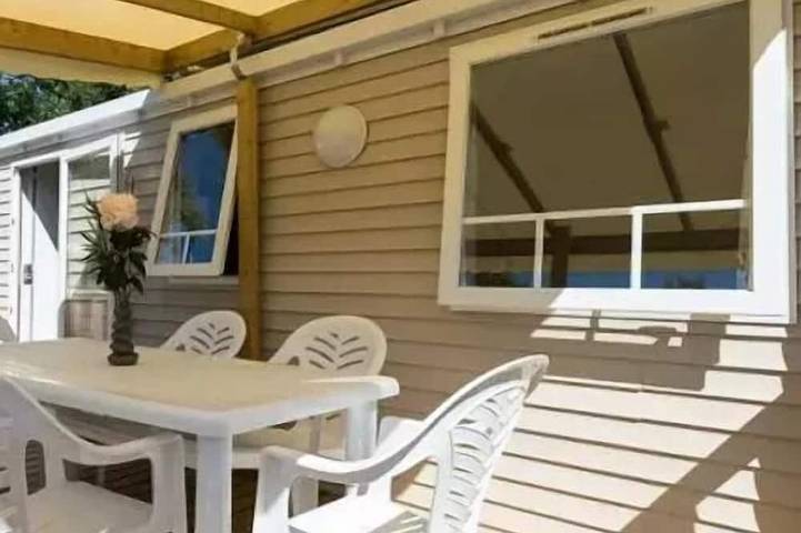 Camping voor 6 personen, met sauna en zwembad in Royan