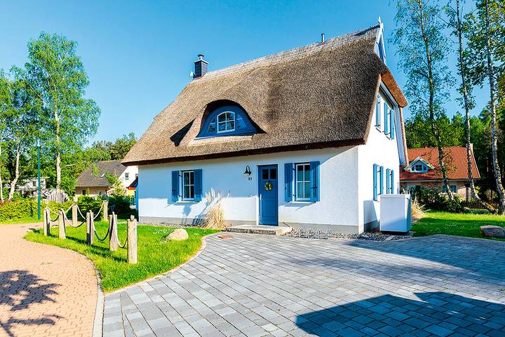 Ferienhaus für 8 Personen, mit Garten und Sauna sowie Terrasse
