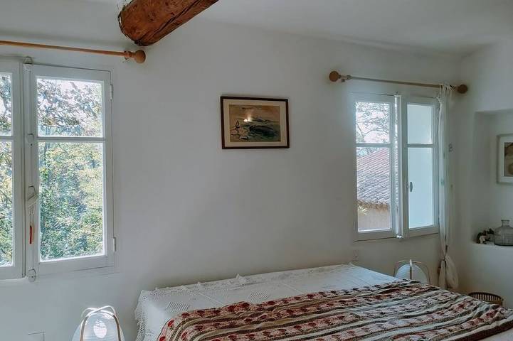 Location de vacances pour 7 personnes, avec jardin et terrasse à Beaurecueil - 4