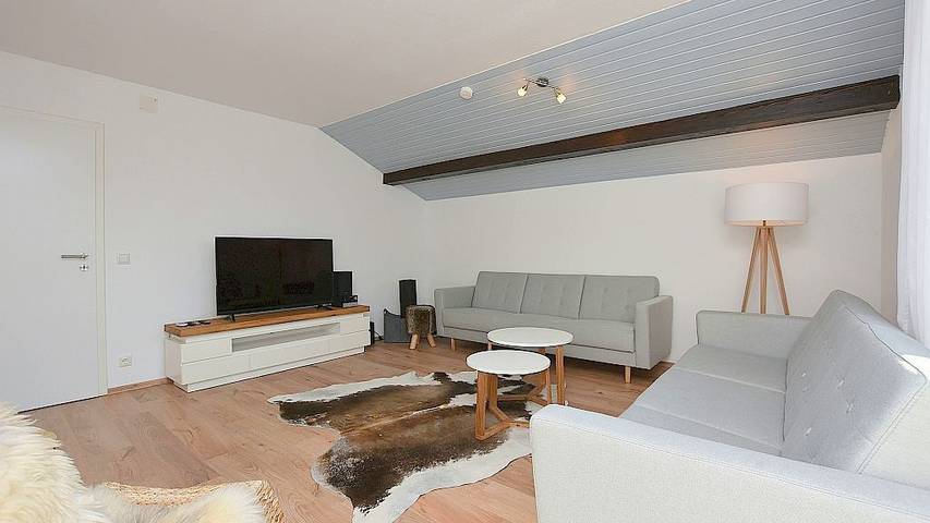 Ganze Wohnung, Gemütliche Ferienwohnung Löwenzahn in Oberstaufen für Familien in Thalkirchdorf, Oberstaufen